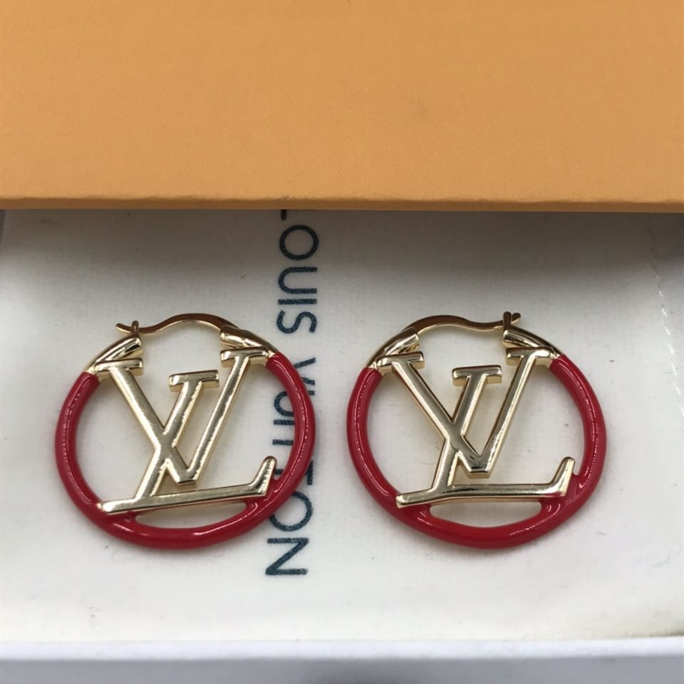Alphabetical circle necklace