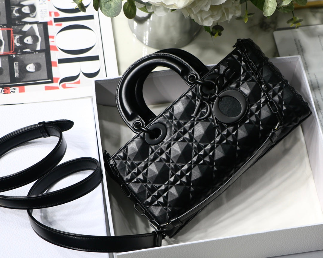 D I O R - Lady D-Joy (Black) 26 x 13cm
