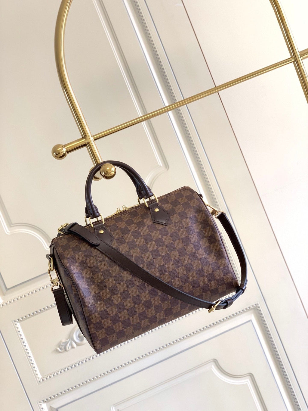 Brown color handbag speedy 30 cm