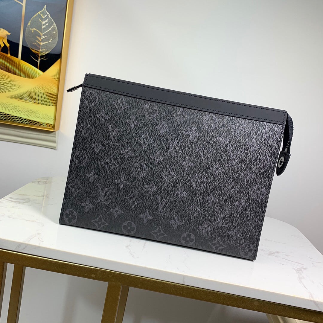black hand bag bussiness style