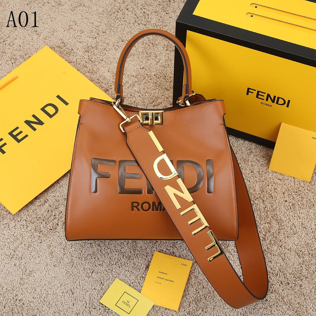 F e n d i 30cm